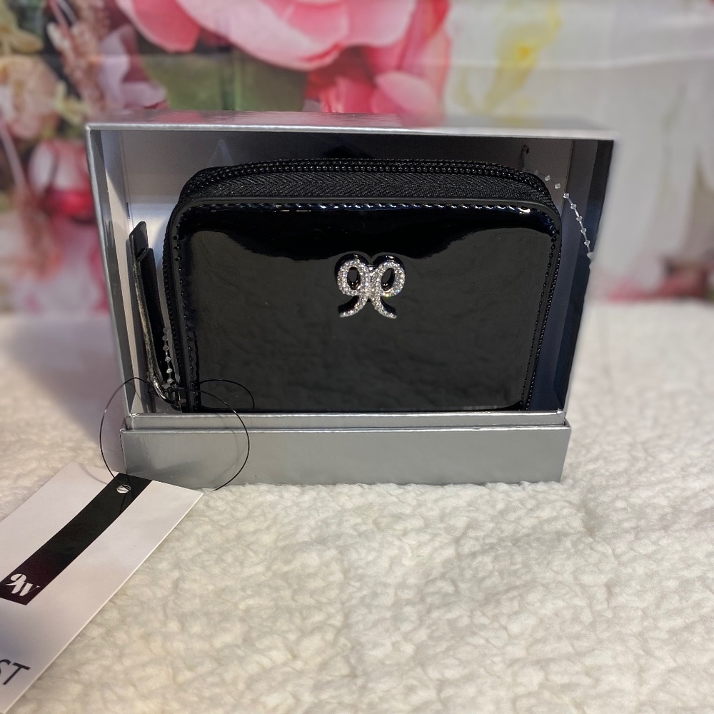 ELIORA Zip Around Mini Wallet